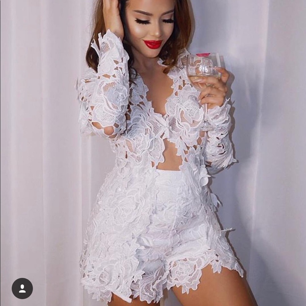 White lace set size small